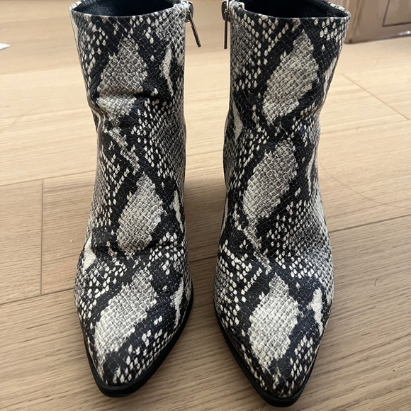 Snake Booties - Picture 2 of 7